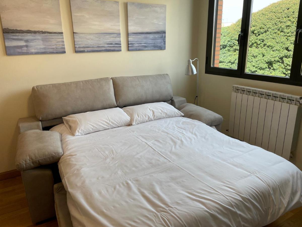 Vivienda Turistica Cigueenas Con Parking *